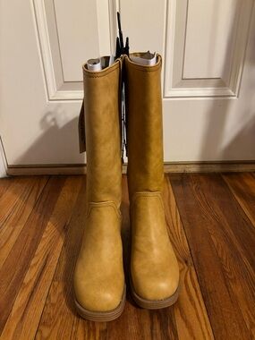 NWT No Boundaries cow girl boots size 9